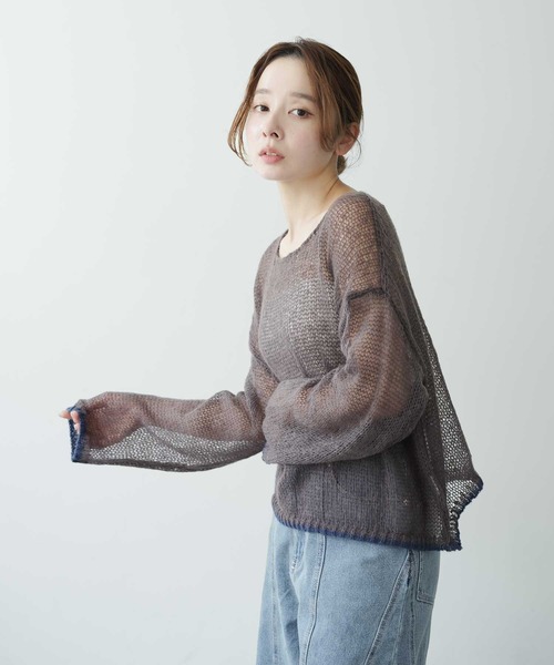 Bulue.(ブルー)の「【Bulue.】透かし編み配色ニット(ニット/セーター・レディース・チャコールグレー/ブラウン/グレイッシュベージュ・FREE)」の4枚目の写真