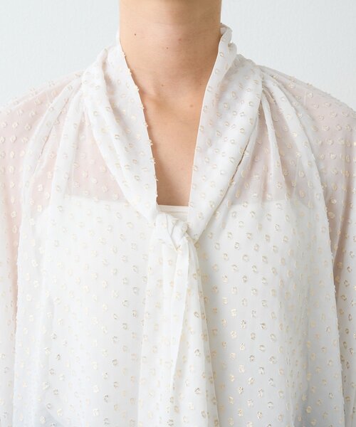 RIVE DROITE（リヴドロワ）の「【上品に華やぐ】フォイルドットボウタイブラウス（シャツ/ブラウス・レディース・ブラウン/オフホワイト・FREE）」の19枚目の写真