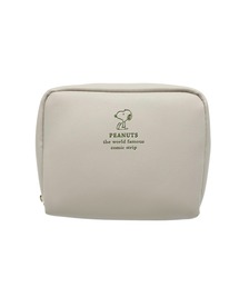PEANUTS（ピーナッツ）の「PEANUTS/ピーナッツ　ワンポイントエンボスシリーズ　スクエアポーチ（ポーチ）」