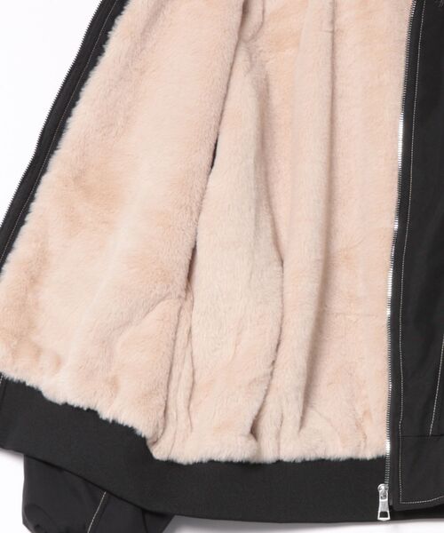 Ritzy(リッツィー)の「リベット飾り裏ボア付き エコダウンジャケット(ダウンジャケット/コート・レディース・ブラック/グレー・M/L)」の11枚目の写真