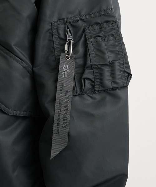 White Mountaineering / ホワイトマウンテニアリング】WM×ALPHA