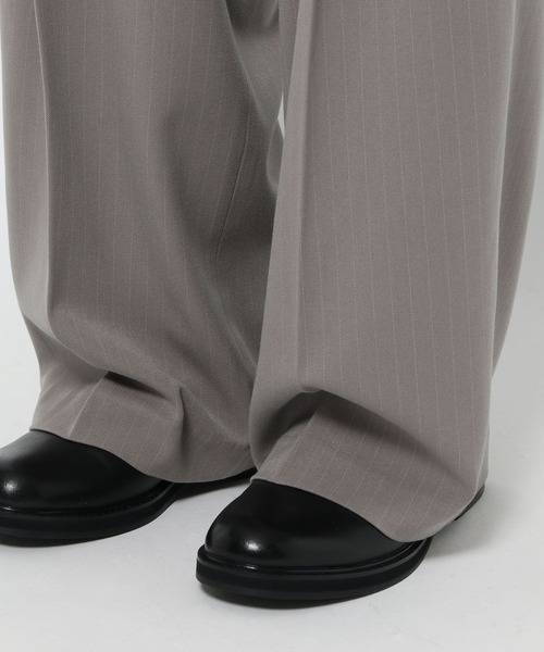 HARE（ハレ）の「【SET UP対応】ダブルウィーブストライプディープタックワイドパンツ(HARE)（スラックス・メンズ・グレー/ブラック・MEDIUM/SMALL/LARGE）」の12枚目の写真