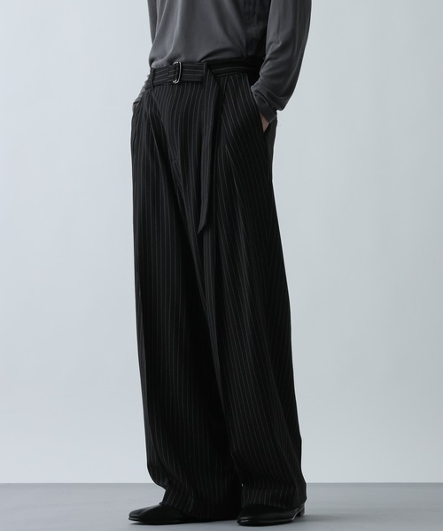 HARE（ハレ）の「【SET UP対応】ダブルウィーブストライプディープタックワイドパンツ(HARE)（スラックス・メンズ・グレー/ブラック・MEDIUM/SMALL/LARGE）」の3枚目の写真