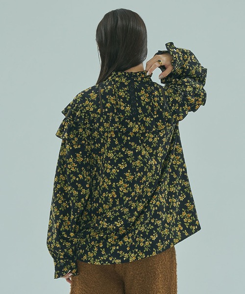 ROSE BUD（ローズバッド）の「FLOWER PRINT BLOUSE（シャツ/ブラウス・レディース・ブラック/ブラウン・ONE SIZE）」の12枚目の写真