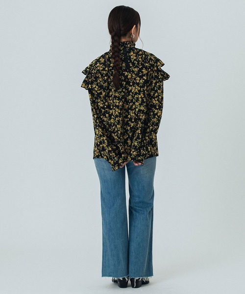 ROSE BUD（ローズバッド）の「FLOWER PRINT BLOUSE（シャツ/ブラウス・レディース・ブラック/ブラウン・ONE SIZE）」の9枚目の写真