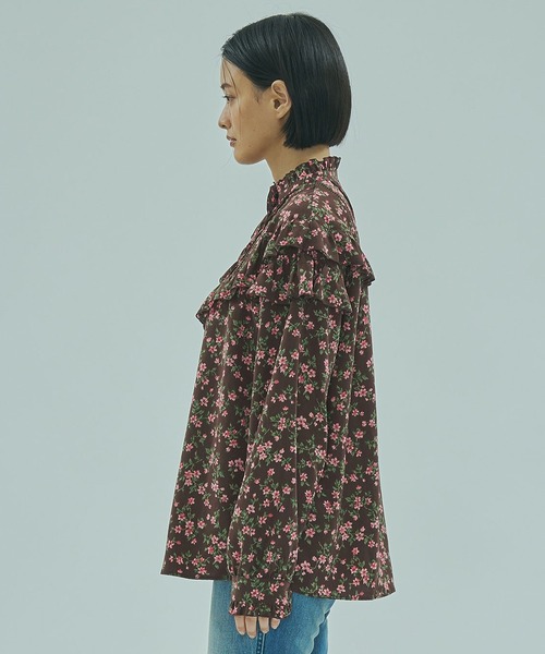 ROSE BUD（ローズバッド）の「FLOWER PRINT BLOUSE（シャツ/ブラウス・レディース・ブラック/ブラウン・ONE SIZE）」の7枚目の写真