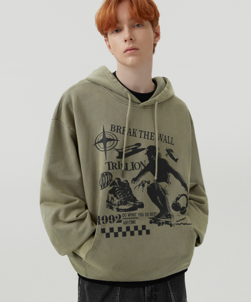 TRILLION（トリリオン）の「スケートボードピグメントグラフィックオーバーフィットフード（KHAKI）（パーカー・レディース・その他・X-LARGE/SMALL/MEDIUM/LARGE）」の3枚目の写真