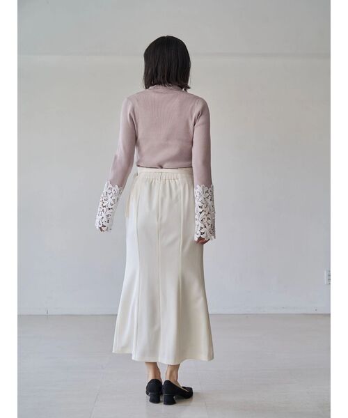 TONAL(トーナル)の「ベルト付フラップマーメイドスカート(スカート・レディース・ベビーピンク/グレー/オフホワイト・SMALL/MEDIUM)」の16枚目の写真