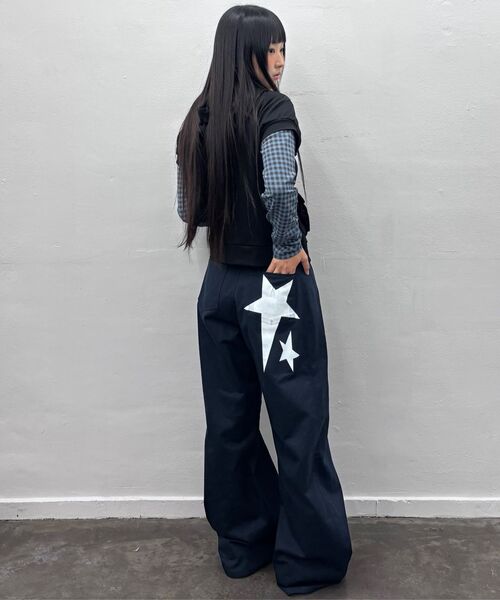 LUVISTRUE(ラヴイズトゥルー)の「GT STAR PANTS(BLACK)(その他パンツ・レディース・その他・FREE)」の2枚目の写真