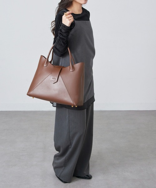 HASHIBAMI（ハシバミ）の「【HASHIBAMI】フェズ ヨコナガA4バッグ（トートバッグ・レディース・ブラック/ブラウン・FREE）」の12枚目の写真