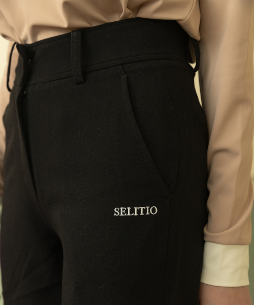 SELITIO(セレティオ)の「レディース クラシックストレートフィットバンディングパンツ ブラック(その他パンツ・レディース・ブラック・26/28/30/32/34)」の4枚目の写真
