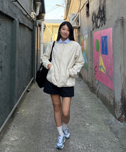 SELITIO(セレティオ)の「女性スナップボタンフリースジャケットベージュ(その他アウター・レディース・ベージュ・SMALL/MEDIUM/LARGE)」の6枚目の写真