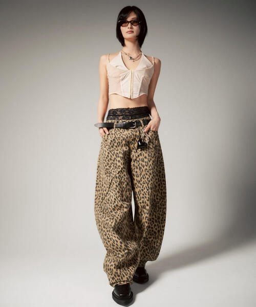 ROYAL FLASH(ロイヤルフラッシュ)の「MITSUKI/ミツキ/レオパードワイドパンツ(その他パンツ・レディース・ベージュ・M/S)」の8枚目の写真