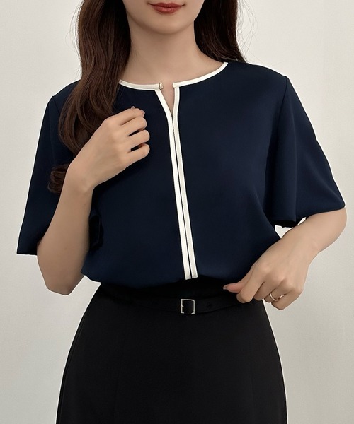 CENEA（セネア）の「バイカラーブラウス（シャツ/ブラウス・レディース・アイボリー/ブラック/ネイビー・SMALL/LARGE/MEDIUM）」の3枚目の写真