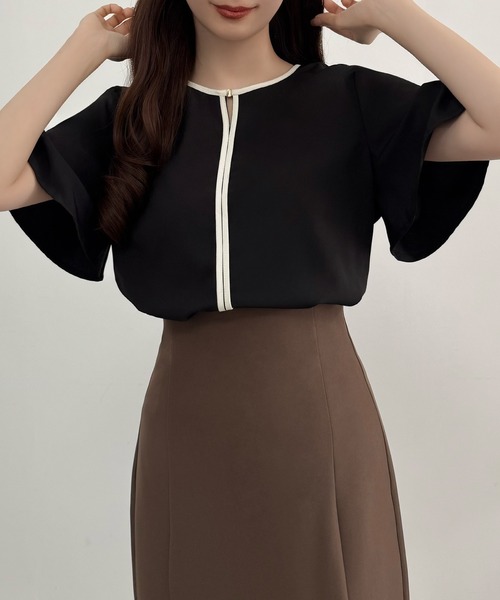 CENEA（セネア）の「バイカラーブラウス（シャツ/ブラウス・レディース・アイボリー/ブラック/ネイビー・SMALL/LARGE/MEDIUM）」の2枚目の写真