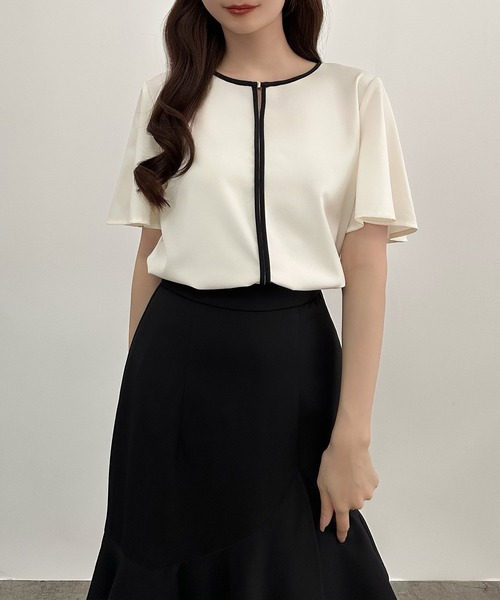 CENEA（セネア）の「バイカラーブラウス（シャツ/ブラウス・レディース・アイボリー/ブラック/ネイビー・SMALL/LARGE/MEDIUM）」の4枚目の写真