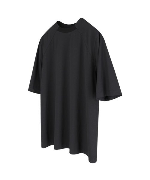 DGNAK(ディグナク)の「斜線切開ダブルステッチTシャツ(ブラック)PF1TS1313(Tシャツ/カットソー・メンズ・ブラック・MEDIUM/LARGE)」の1枚目の写真
