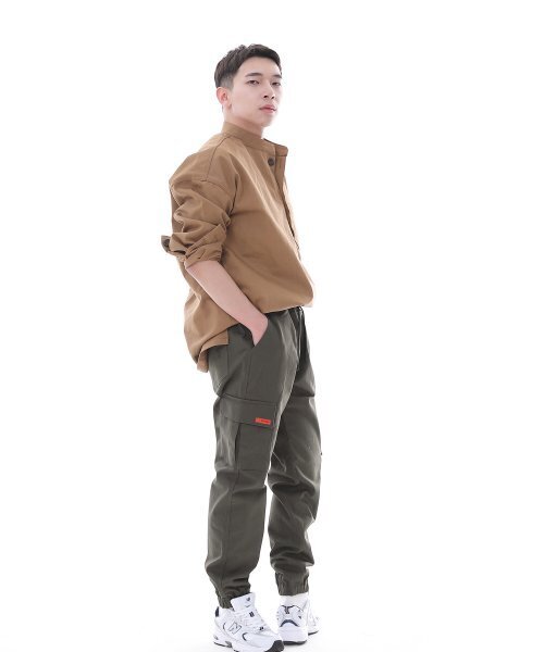 SAINTCREW(セントクルー)の「レトロラインカーゴジョガーパンツ RL-311CJ カーキ(スウェットパンツ・メンズ・その他・SMALL/MEDIUM/LARGE/X-LARGE)」の3枚目の写真