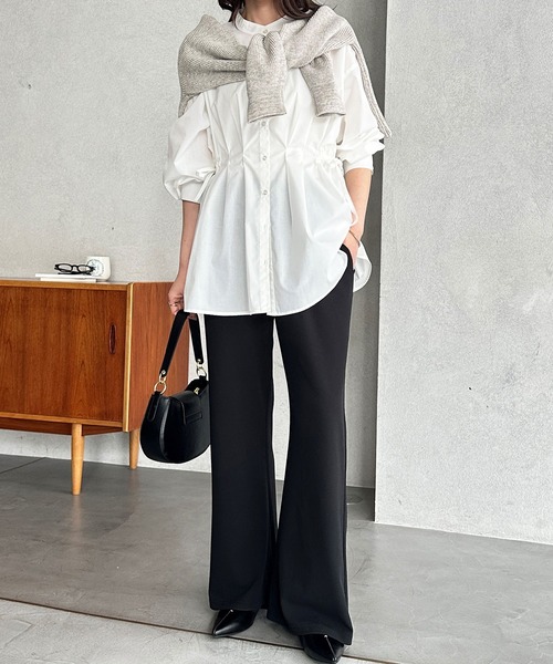 GeeRA（ジーラ）の「【S-LL展開】美脚見せ！オン/オフ着られるカーブフレアストレッチパンツ（スラックス・レディース・ベージュ/チャコール/ブラック・SMALL/X-LARGE/LARGE/MEDIUM）」の7枚目の写真