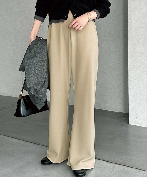 GeeRA（ジーラ）の「【S-LL展開】美脚見せ！オン/オフ着られるカーブフレアストレッチパンツ（スラックス・レディース・ベージュ/チャコール/ブラック・SMALL/X-LARGE/LARGE/MEDIUM）」の14枚目の写真