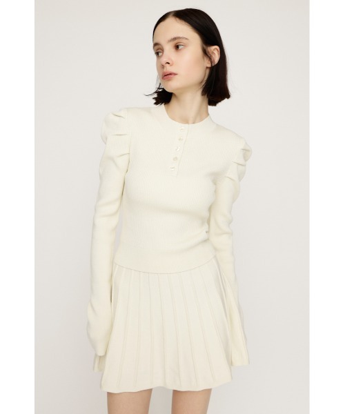 SLY（スライ）の「TUCK SLEEVE FLARE KNIT 2P タックスリーブ フレア ニット ツーピー 冬服 春服（ワンピース・レディース・ライトブルー/ブラック/アイボリー/杢グレー・FREE）」の2枚目の写真