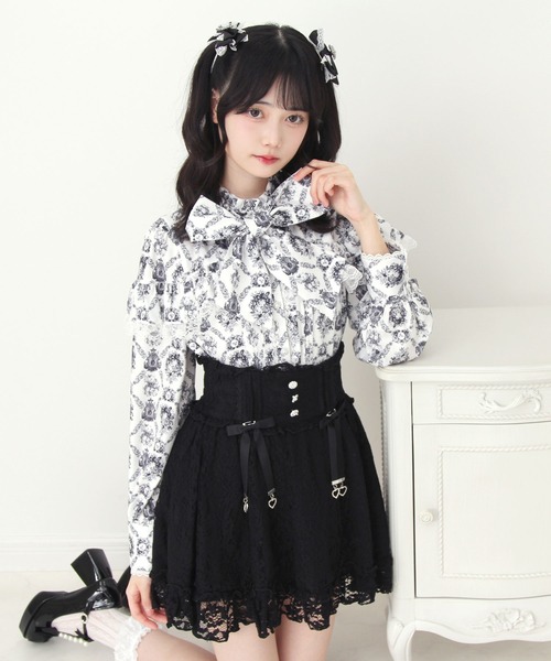 DearMyLove（ディアマイラブ）の「トワルドジュイボウタイフリルリボンブラウス（シャツ/ブラウス・レディース・ブルーグレー/ブラック・MEDIUM/3L/LARGE）」の10枚目の写真