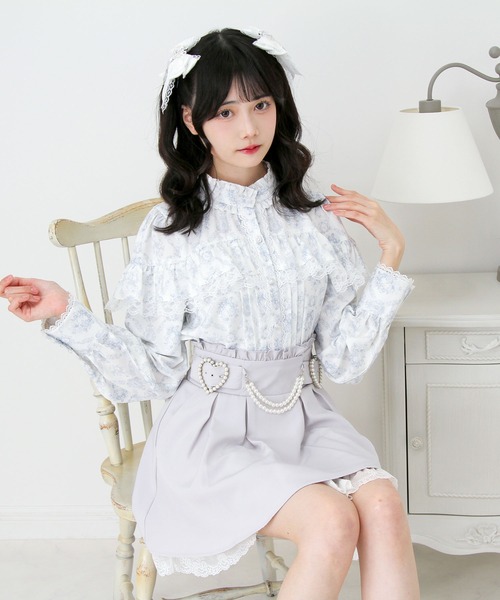 DearMyLove（ディアマイラブ）の「トワルドジュイボウタイフリルリボンブラウス（シャツ/ブラウス・レディース・ブルーグレー/ブラック・MEDIUM/3L/LARGE）」の14枚目の写真
