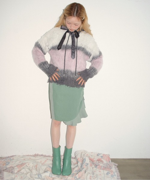 musubore(ムスボレ)の「bi-color frill midi skirt / ミディフリルスカート(スカート・レディース・ブラウン/グリーン・0/1)」の3枚目の写真