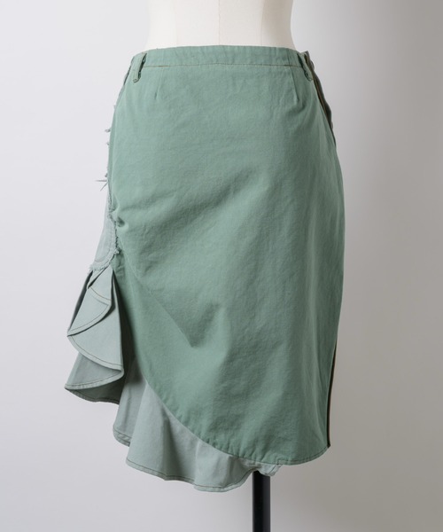 musubore（ムスボレ）の「bi-color frill midi skirt / ミディフリルスカート（スカート・レディース・ブラウン/グリーン・0/1）」の17枚目の写真
