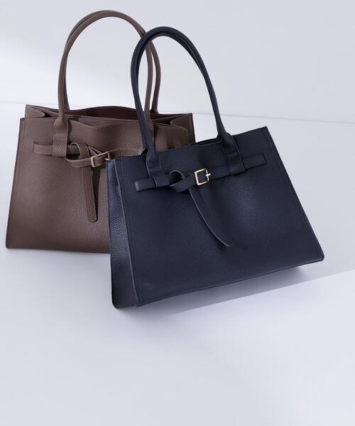 NATURAL BEAUTY BASIC（ナチュラルビューティーベーシック）の「◇ベルテッドシュリンクトートバッグ（トートバッグ・レディース・ブラック/ブラウン・ﾌﾘ-）」の2枚目の写真