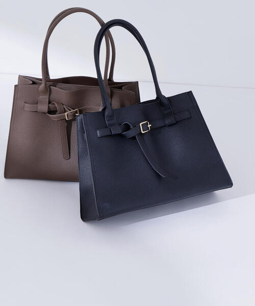 NATURAL BEAUTY BASIC（ナチュラルビューティーベーシック）の「◇ベルテッドシュリンクトートバッグ（トートバッグ・レディース・ブラック/ブラウン・ﾌﾘ-）」の3枚目の写真