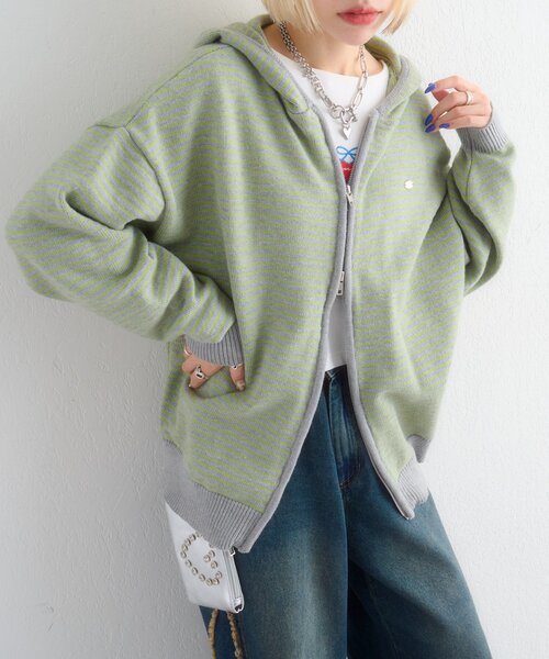 w closet（ダブルクローゼット）の「ボーダーニットパーカー（パーカー・レディース・ピンク/レッド/グレー/アイボリー・FREE）」の17枚目の写真