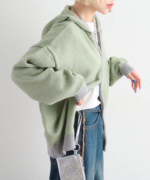 w closet（ダブルクローゼット）の「ボーダーニットパーカー（パーカー・レディース・ピンク/レッド/グレー/アイボリー・FREE）」の20枚目の写真