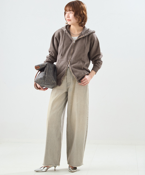 journal standard L'essage（ジャーナルスタンダードレサージュ）の「【一部店舗＆WEB限定】ピグメントスウェットパーカー（パーカー・レディース・ブラック/ブラウン・FREE）」の8枚目の写真