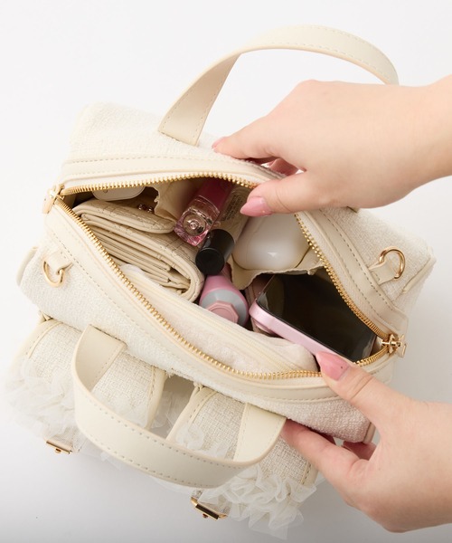 one after another NICE CLAUP（ワンアフターアナザーナイスクラップ）の「【premium order】チュールフリルボストンバッグ（ショルダーバッグ・レディース・ブラック/アイボリー/ピンク/ミント・FREE）」の14枚目の写真