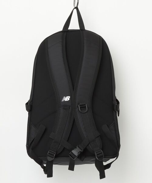 NEW BALANCE(ニューバランス)の「エブリデイバックパック30L(バックパック/リュック・メンズ・ブラック×ホワイト・ONE SIZE)」の10枚目の写真