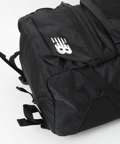 NEW BALANCE(ニューバランス)の「エブリデイバックパック30L(バックパック/リュック・メンズ・ブラック×ホワイト・ONE SIZE)」の11枚目の写真