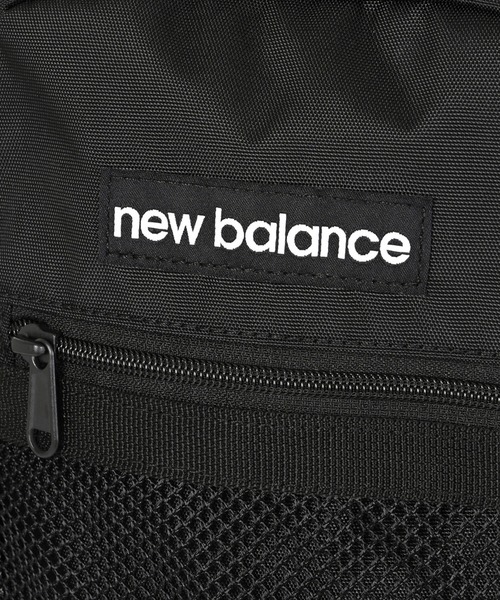 NEW BALANCE(ニューバランス)の「エブリデイバックパック30L(バックパック/リュック・メンズ・ブラック×ホワイト・ONE SIZE)」の7枚目の写真