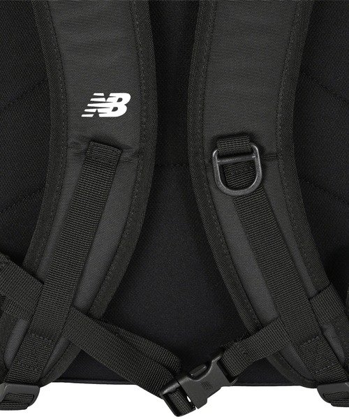 NEW BALANCE(ニューバランス)の「エブリデイバックパック30L(バックパック/リュック・メンズ・ブラック×ホワイト・ONE SIZE)」の9枚目の写真