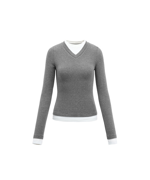 BUTTON SEOUL（ボタンソウル）の「[ウィメンズ] 2ピースレイヤードVネックスリムロングスリーブTシャツ (4 COLORS)（Tシャツ/カットソー・レディース・ブラック/ライトブラウン/ライトグレー/ダークブラウン・SMALL/MEDIUM/LARGE）」の2枚目の写真