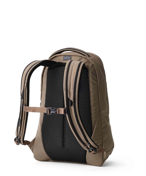 GREGORY（グレゴリー）の「アウトセット20 OUTSET 20 デザートタン（バックパック/リュック・メンズ・ブラウン系・ONE SIZE）」の4枚目の写真