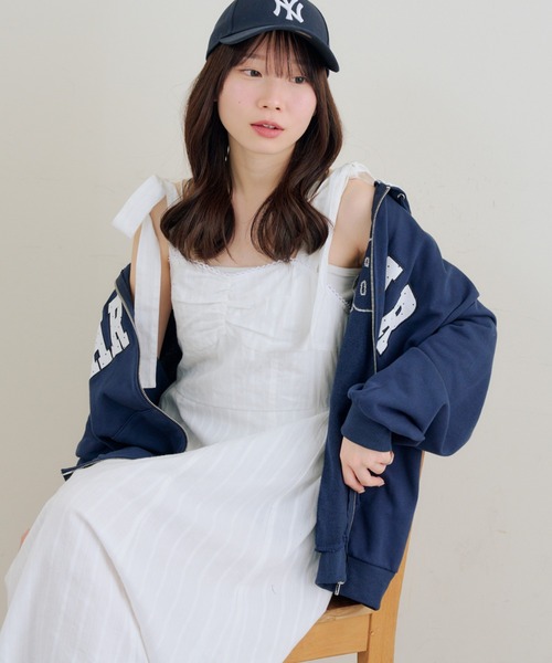 continuer de NICE CLAUP(コンティニューデナイスクラップ)の「肩リボンキャミワンピ(ワンピース・レディース・ブラック/オフホワイト/ワンウォッシュ/その他11/チェック・FREE)」の2枚目の写真