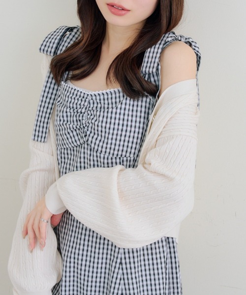 continuer de NICE CLAUP(コンティニューデナイスクラップ)の「肩リボンキャミワンピ(ワンピース・レディース・ブラック/オフホワイト/ワンウォッシュ/その他11/チェック・FREE)」の1枚目の写真