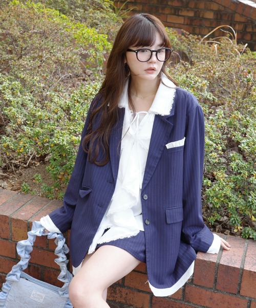 idem(イデム)の「ruffle collared blouse / ラッフルカラーブラウス(シャツ/ブラウス・レディース・ブラック/オフホワイト・FREE)」の7枚目の写真