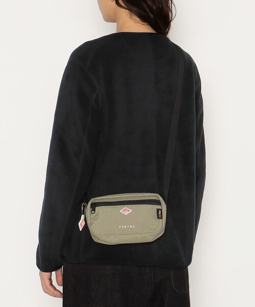 DANTON(ダントン)の「Cordura Canvas Shoulder Pouch〈TERTRE〉(ショルダーバッグ・レディース・オレンジ/ダークグレー/オフホワイト/グレイッシュベージュ/ブルー系その他5/ブラック・-)」の14枚目の写真