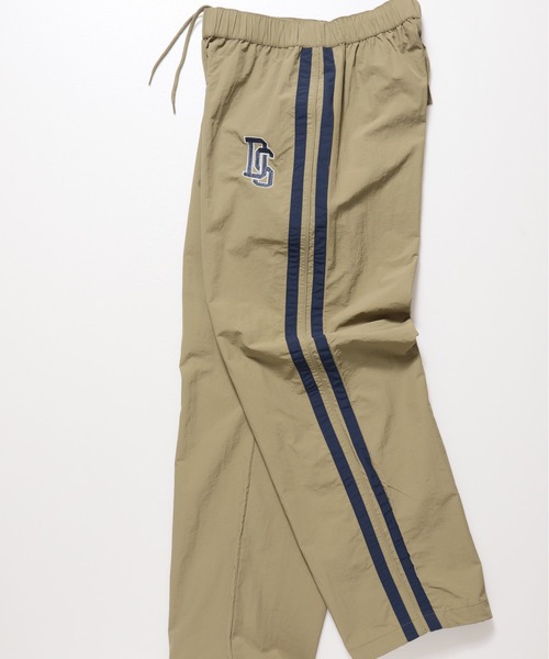 DISCUS ATHLETIC（ディスカス　アスレチック）の「【DISCUS ATHLETIC/ディスカス アスレチック】脇ライン撥水ナイロンワイドトラックパンツ（その他パンツ・メンズ・ネイビー/ベージュ/オフホワイト/ブラック・X-LARGE/LARGE/MEDIUM）」の15枚目の写真