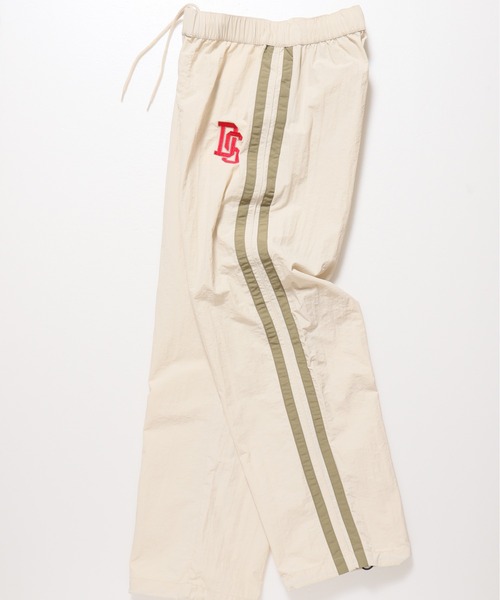DISCUS ATHLETIC（ディスカス　アスレチック）の「【DISCUS ATHLETIC/ディスカス アスレチック】脇ライン撥水ナイロンワイドトラックパンツ（その他パンツ・メンズ・ネイビー/ベージュ/オフホワイト/ブラック・X-LARGE/LARGE/MEDIUM）」の10枚目の写真