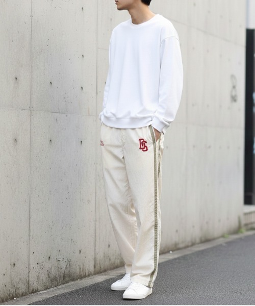 DISCUS ATHLETIC（ディスカス　アスレチック）の「【DISCUS ATHLETIC/ディスカス アスレチック】脇ライン撥水ナイロンワイドトラックパンツ（その他パンツ・メンズ・ネイビー/ベージュ/オフホワイト/ブラック・X-LARGE/LARGE/MEDIUM）」の21枚目の写真