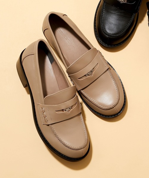 BARNYARDSTORM（バンヤードストーム）の「BARNYARDSTORM / ヒールコインローファー【一部店舗限定】（ローファー・レディース・グレイッシュベージュ/ブラック・36/37/38）」の4枚目の写真