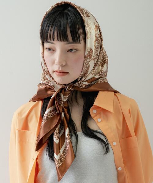 GALLEST（ギャレスト）の「アートプリントスカーフ（ストール/ショール・レディース・キャメル/ブラック・00）」の7枚目の写真